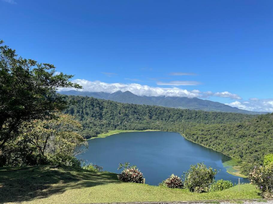 Equipped Cottage In Laguna Hule Río Cuarto Exterior photo
